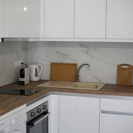 Our Home-Fully Renovated Apartments And Studios By The Sea Nikiti  Esterno foto