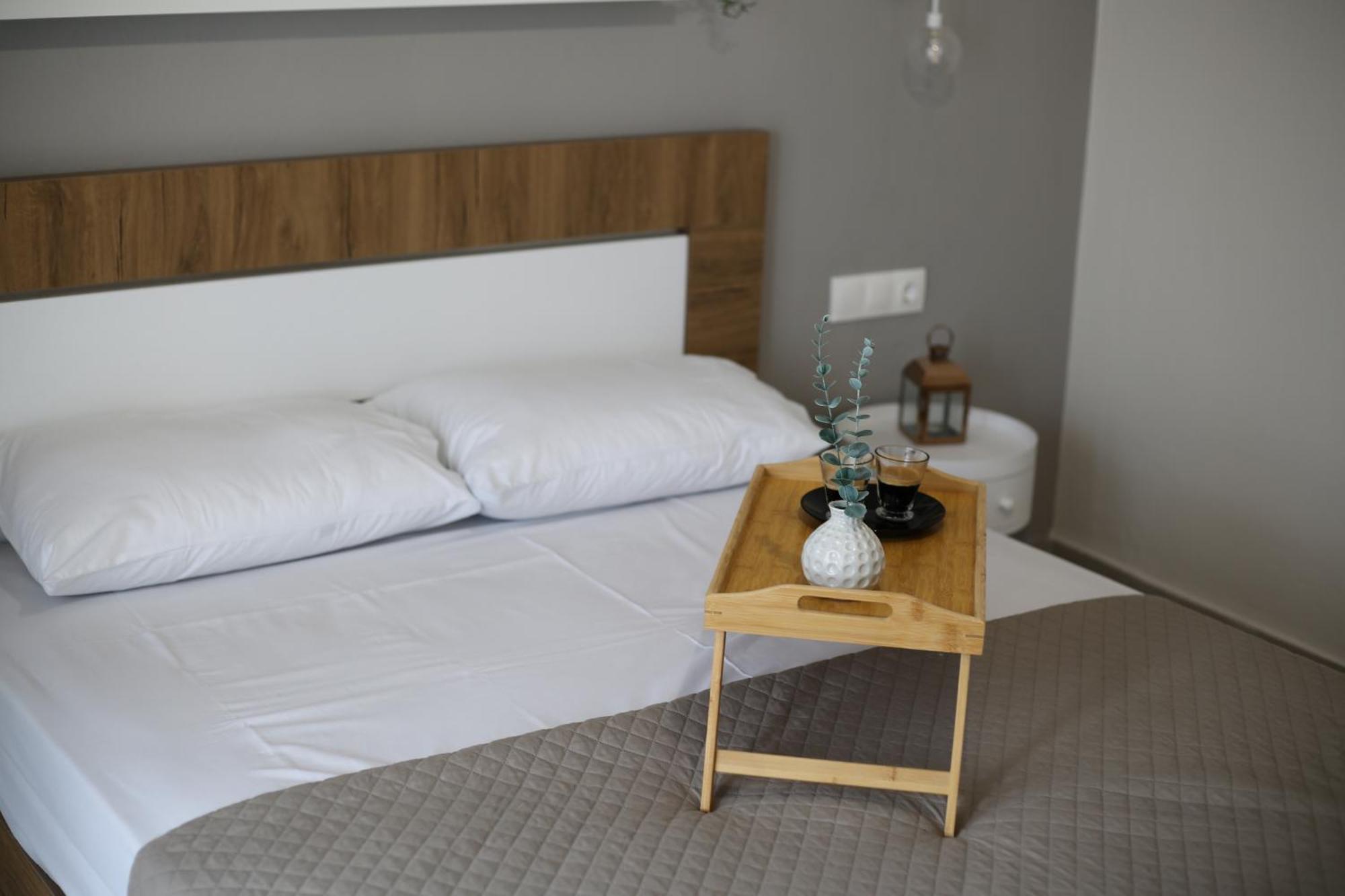 Our Home-Fully Renovated Apartments And Studios By The Sea Nikiti  Esterno foto